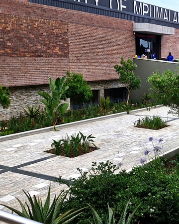 UNIVERSITY OF MPUMALANGA: MEMORIAL GARDEN